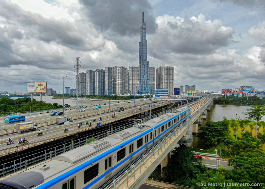 hinh anh thuc te he thong tau dien metro so 1 ben thanh suoi tien
